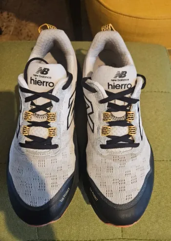 Brugt New Balance Hierro v9 bike