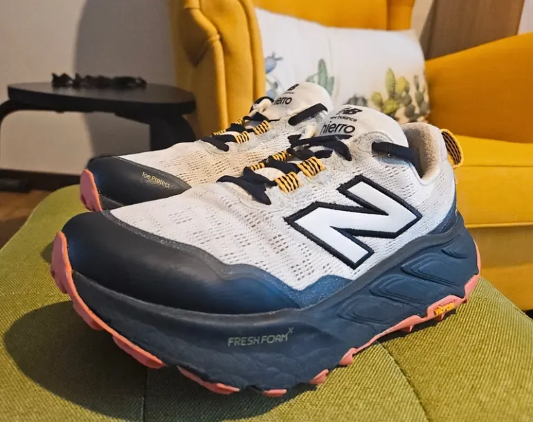Brugt New Balance Hierro v9 bike — billede 5 af 7
