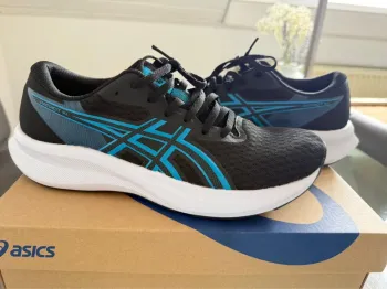 Used Ideal ASICS Herren Sneaker Gr. 43.5 bike