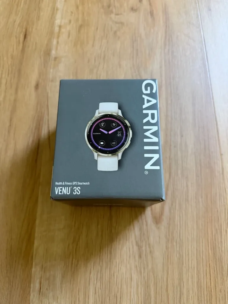 Garmin Venu 3S bike d'occasion — image 3 sur 4