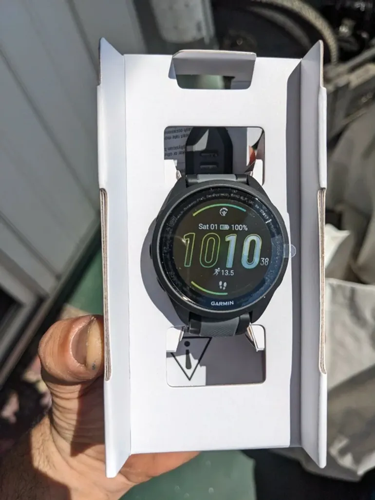 Used Garmin Forerunner 165 bike — image 2 of 4