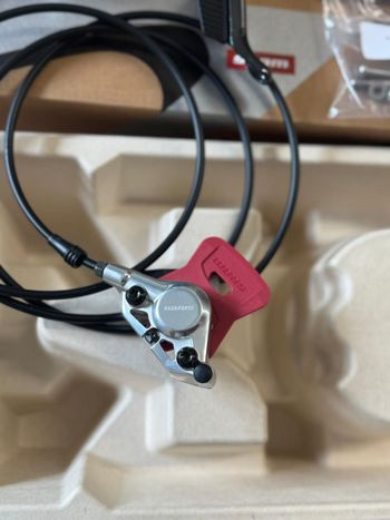 Gebrauchtes Sram Red AXS E1 12V Comandi Cambio + Pinze Flat Mount 2026 bike — Bild 3 von 7