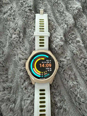 Used Garmin Forerunner 970 2024 bike — image 2 of 4