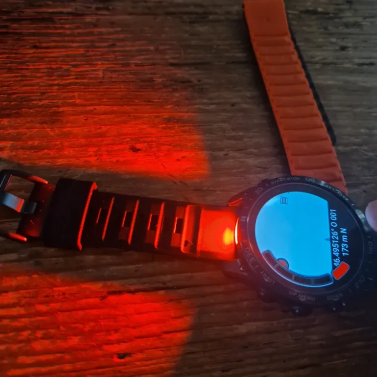 Garmin fenix 8 bike d'occasion — image 7 sur 8