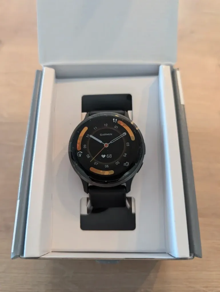 Garmin Venu 3 bike d'occasion — image 4 sur 4