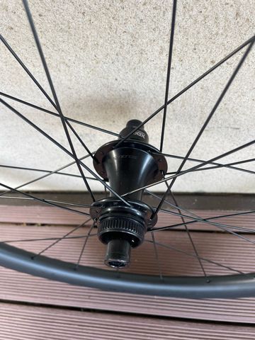 Brugt Syncros Capital 1.0 40 Carbon Wheelset 2026 bike — billede 3 af 11