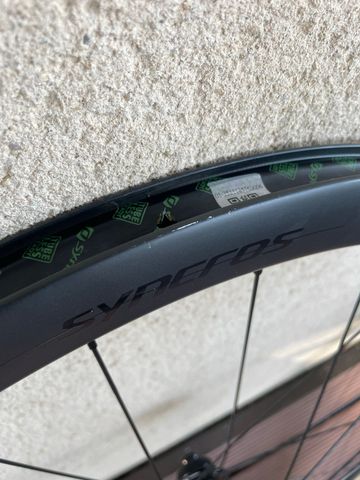 Brugt Syncros Capital 1.0 40 Carbon Wheelset 2026 bike — billede 5 af 11