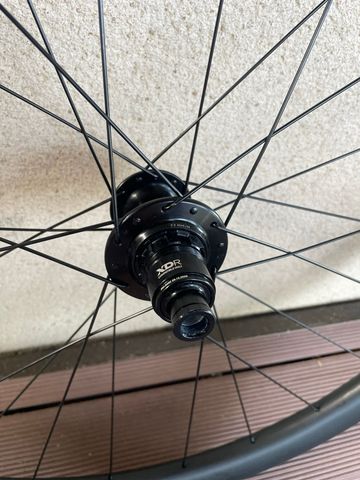 Brugt Syncros Capital 1.0 40 Carbon Wheelset 2026 bike — billede 7 af 11