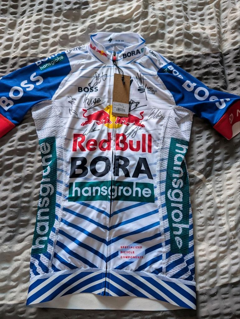 Used Specialized RedBull Bora Hansgrohe Giro d'Italia 2026 bike — image 6 of 6