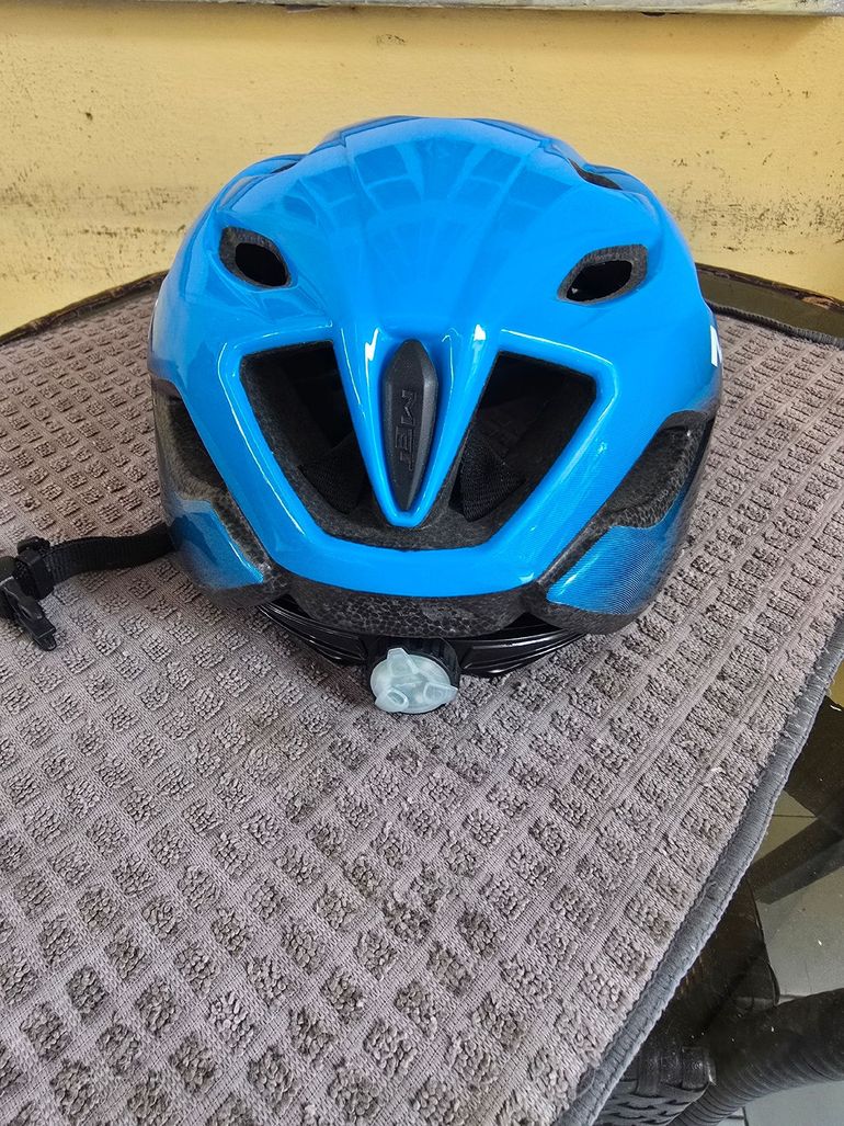 Used MET Casco IDolo bike — image 5 of 9