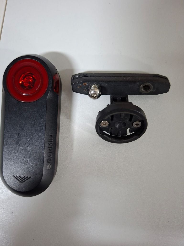 Used Garmin Varia RTL 515 2022 bike — image 2 of 5