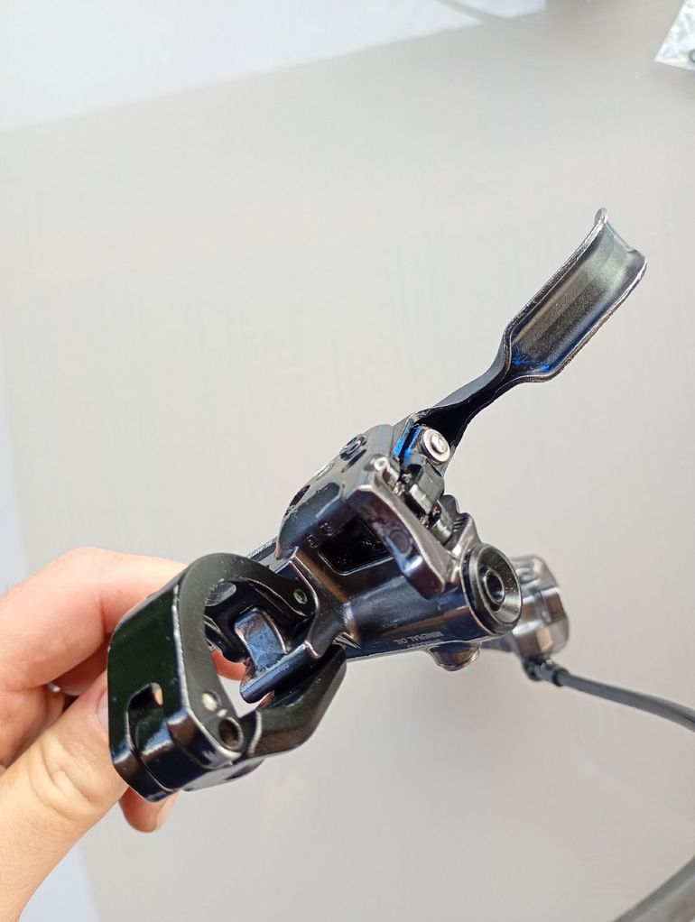 Used Shimano Deore XT 4 Piston Disc Brakes bike — image 5 of 14