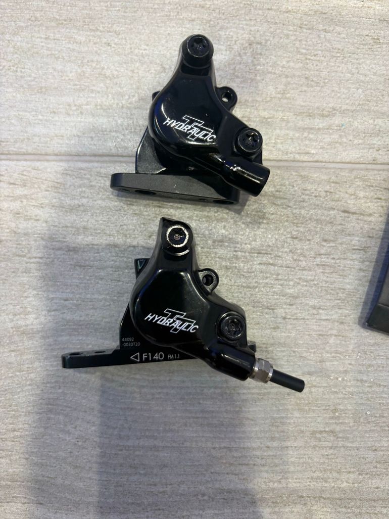 Used Trp HD-T910 Brake Set bike — image 6 of 10