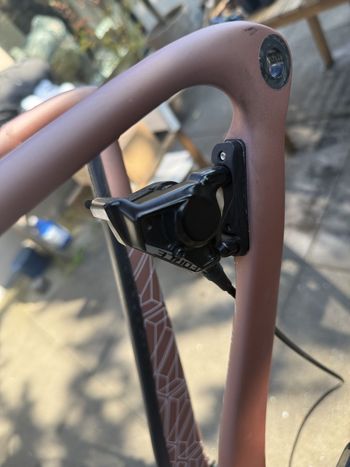Używany Sram Force Flat Mount Disc Brake Caliper bike — zdjęcie 2 z 2