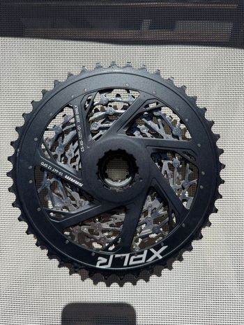 Käytetty Sram Force XPLR XG-1271 Cassette 10-44 12-speed bike