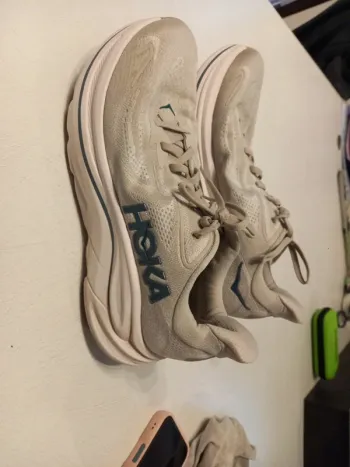 Brugt Hoka Scarpe da corsa bike — billede 6 af 11