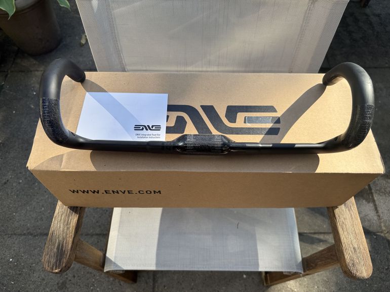 Käytetty Enve SES AR Integrated Compact Handlebar 38cm bike — kuva 1 / 5