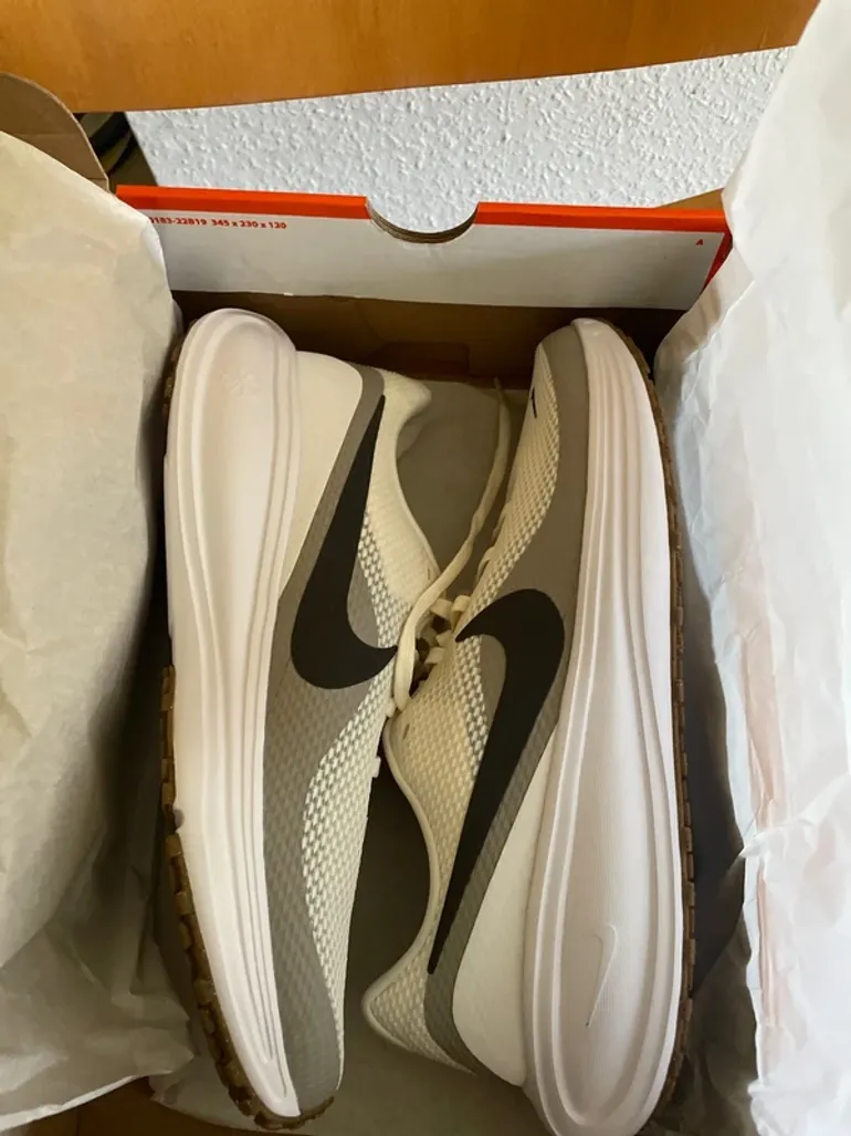 Brugt Nike Revolution 8 bike — billede 2 af 7