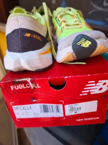 Used New Balance FuelCell bike — image 2 of 2