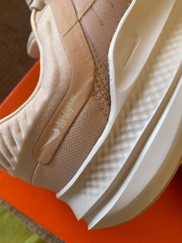 Tweedehands Nike zoom 2026 bike — afbeelding 8 van 8