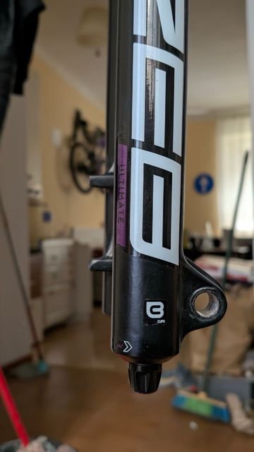 Brugt RockShox ZEB Ultimate bike — billede 2 af 6