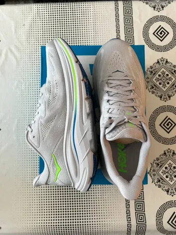 Used Hoka Clifton 10 bike — image 4 of 11