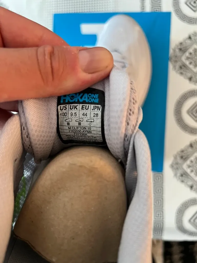 Used Hoka Clifton 10 bike — image 7 of 11