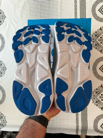 Used Hoka Clifton 10 bike — image 6 of 11