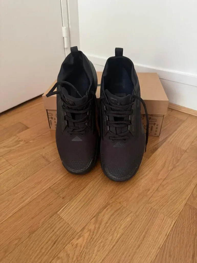 Used Pegasus Trail 5 Gore-Tex bike — image 2 of 4