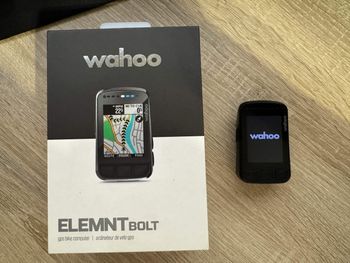 Wahoo ELEMNT BOLT v2 GPS Bike Computer bike d'occasion