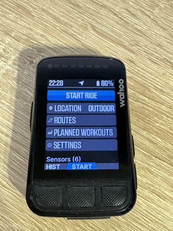 Wahoo ELEMNT BOLT v2 GPS Bike Computer bike d'occasion — image 2 sur 3
