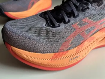 Used Asics Superblast 2 bike — image 4 of 4