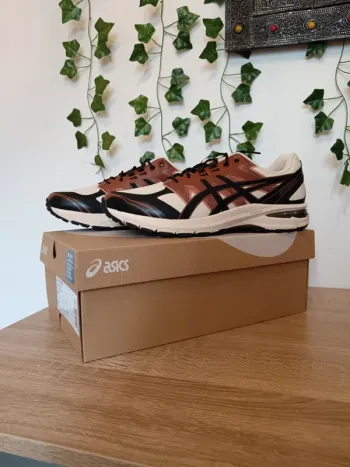 Used Asics Gel-Terrain bike — image 13 of 13