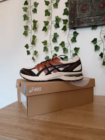 Used Asics Gel-Terrain bike — image 12 of 13