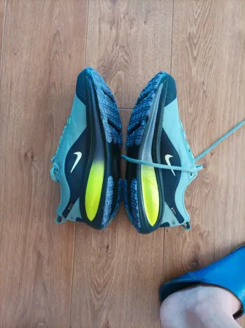 Brugt Nike Vomero 18 GTX bike — billede 10 af 15