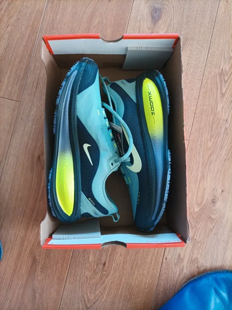 Brugt Nike Vomero 18 GTX bike — billede 14 af 15