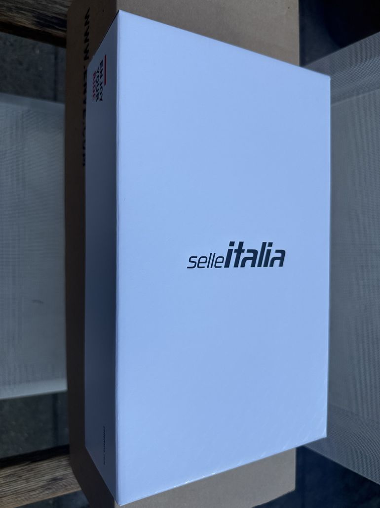 Used Selle Italia SLR 3D Carbon Saddle bike — image 3 of 3