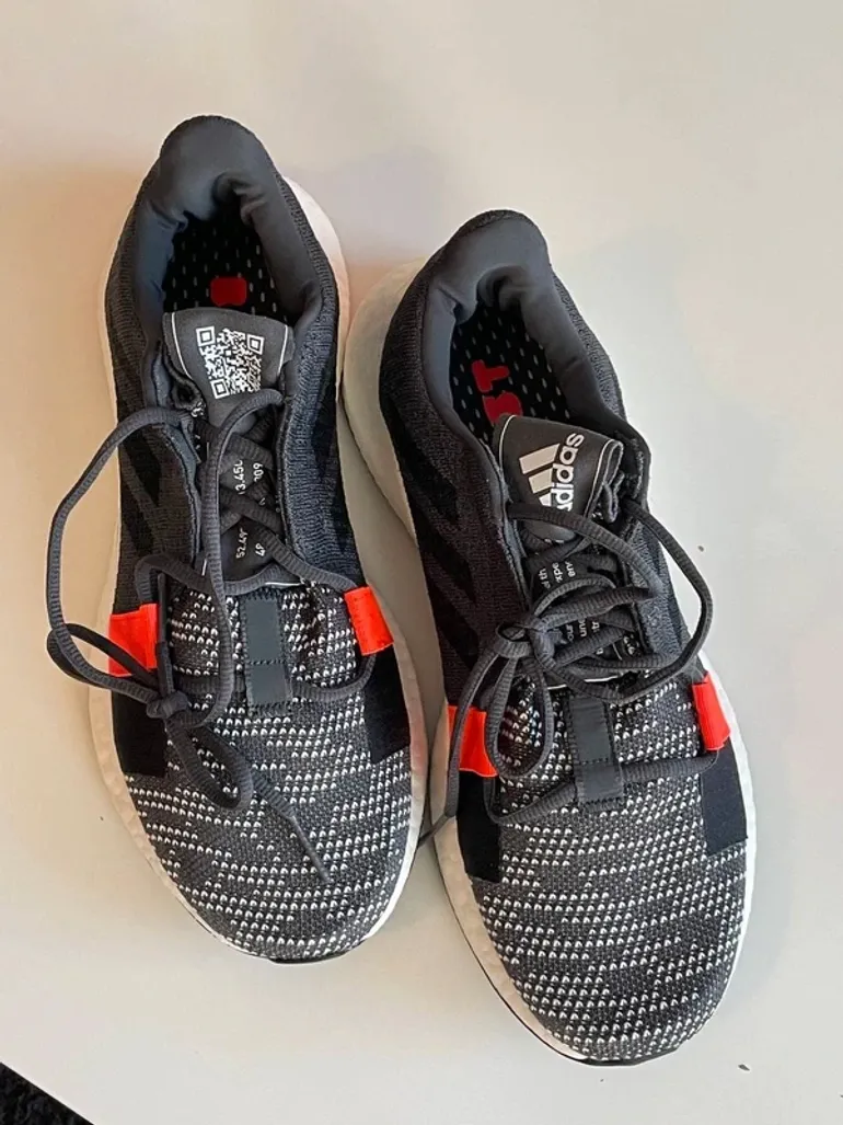 Brugt Adidas Senseboost Go bike — billede 1 af 7