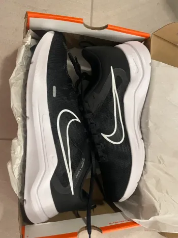 Gebrauchtes Nike Downshifter 12 bike — Bild 2 von 4