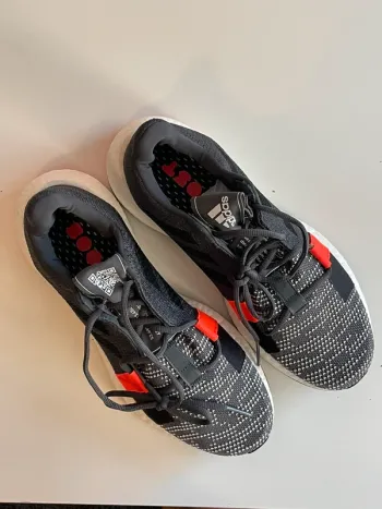 Brugt Adidas Senseboost Go bike