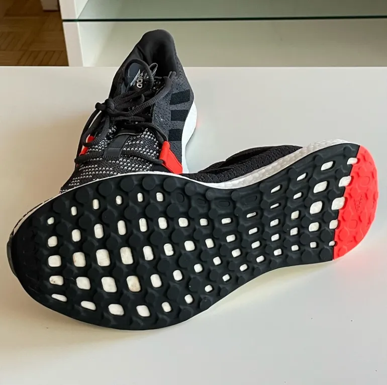 Brugt Adidas Senseboost Go bike — billede 2 af 8