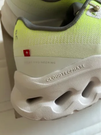 Used On Running Cloud bike — image 6 of 9