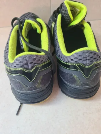 Used New Balance Sneakers bike — image 4 of 6