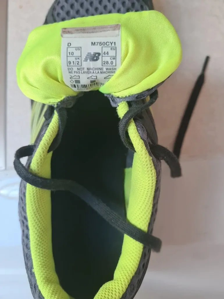 Used New Balance Sneakers bike — image 5 of 6