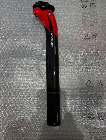 Used Pinarello Dogma 65.1 Carbon Seatpost 2018 bike — image 2 of 4