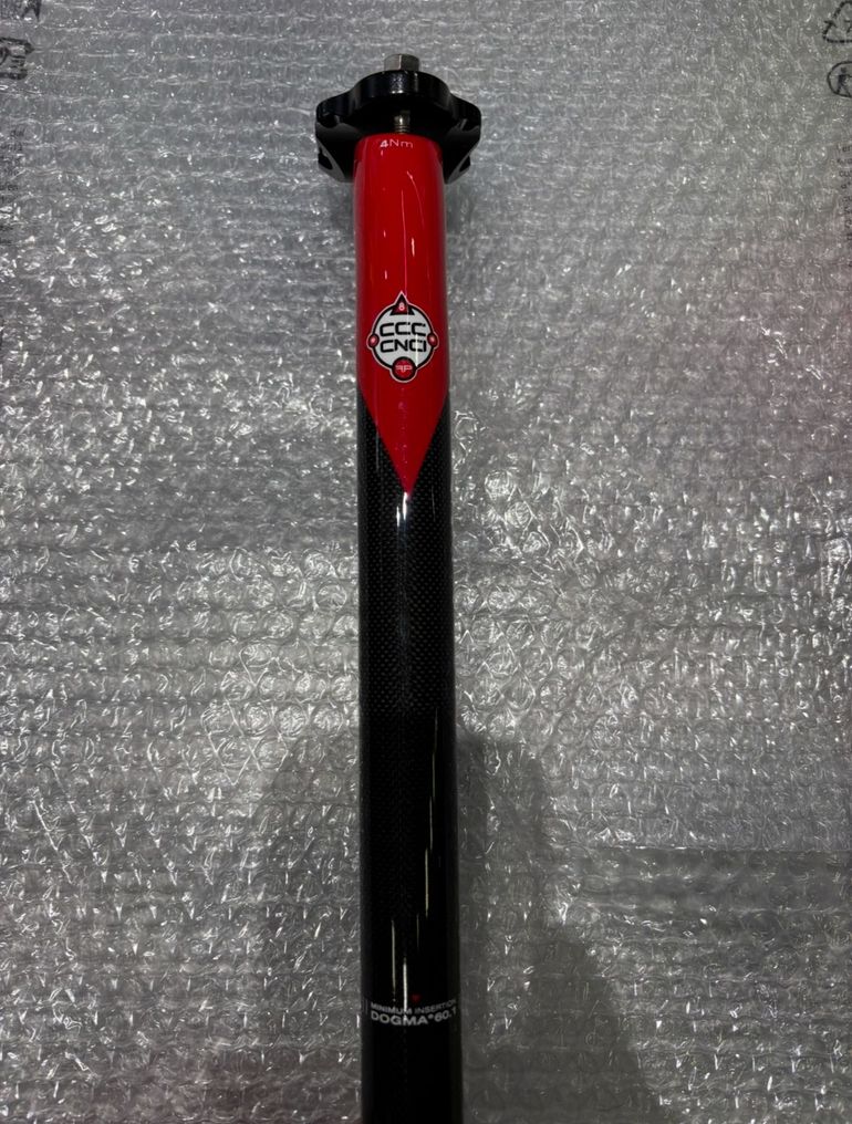 Used Pinarello Dogma 65.1 Carbon Seatpost 2018 bike — image 3 of 4