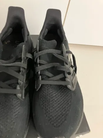 Brugt Adidas Ultraboost 5 bike — billede 3 af 15