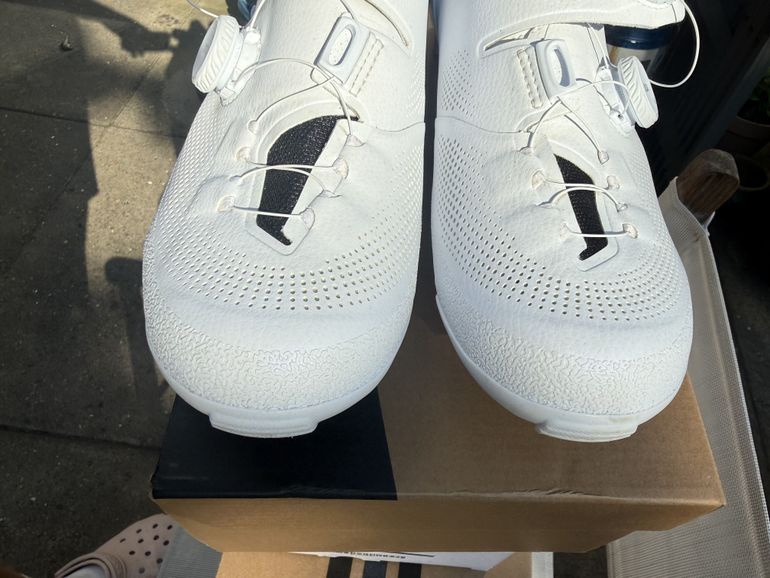 Used Shimano S-PHYRE RX910 Gravel Shoes White Size 44.5 bike — image 2 of 4