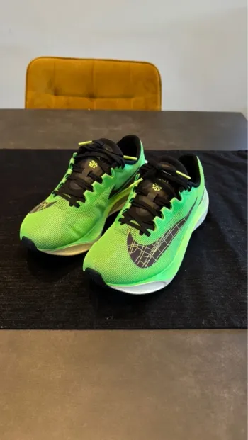 Brugt Lightweight Nike Zoom Fly 5 Ekiden bike — billede 2 af 12