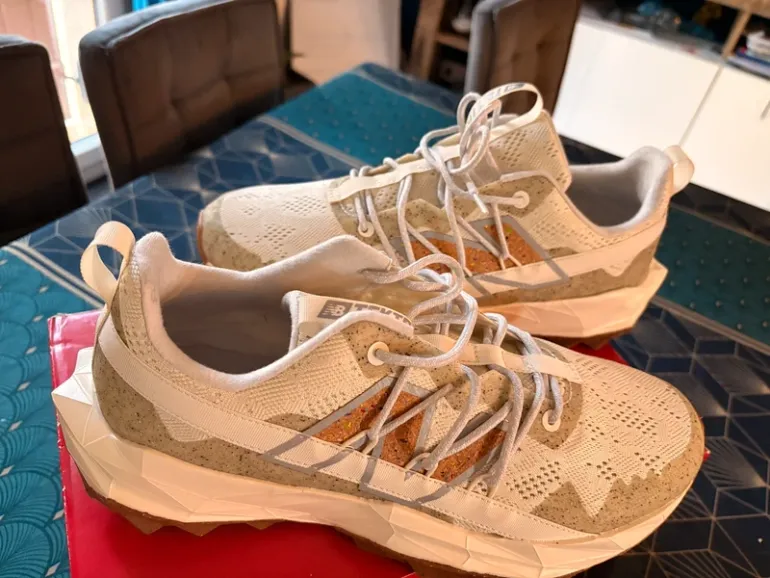 Used New Balance Tektrel V1 bike — image 2 of 9